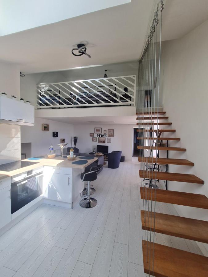 Le Bastion Apartment Rocroi Екстериор снимка